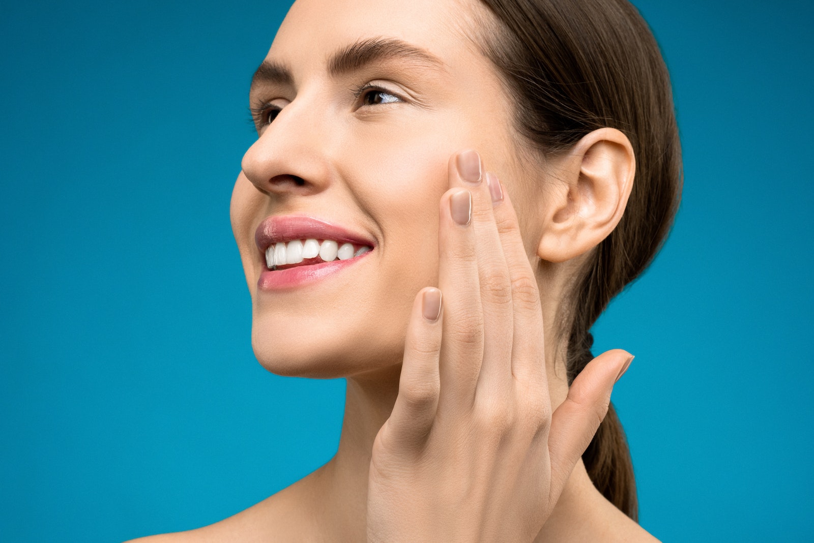 How Can I Make My Cheeks Look Fuller?